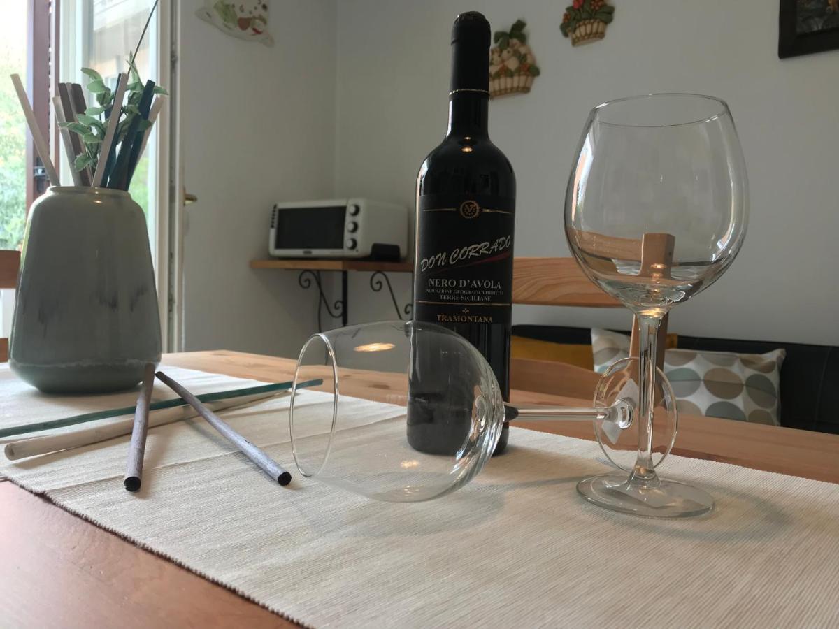 Casa Vacanze Borgo Marinaro 아볼라 외부 사진
